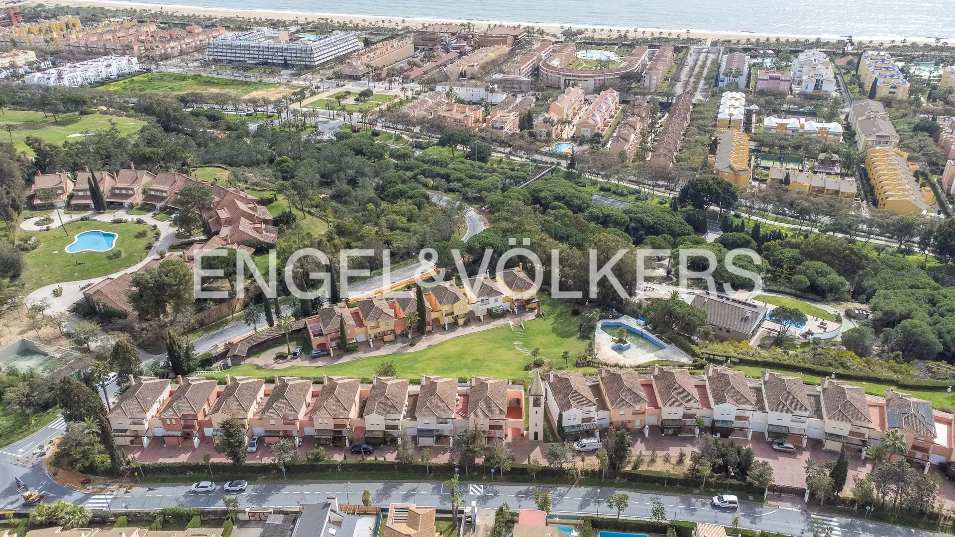 Vista exterior de Casa o chalet en venta en Islantilla con Calefacción, Jardín privado y Terraza