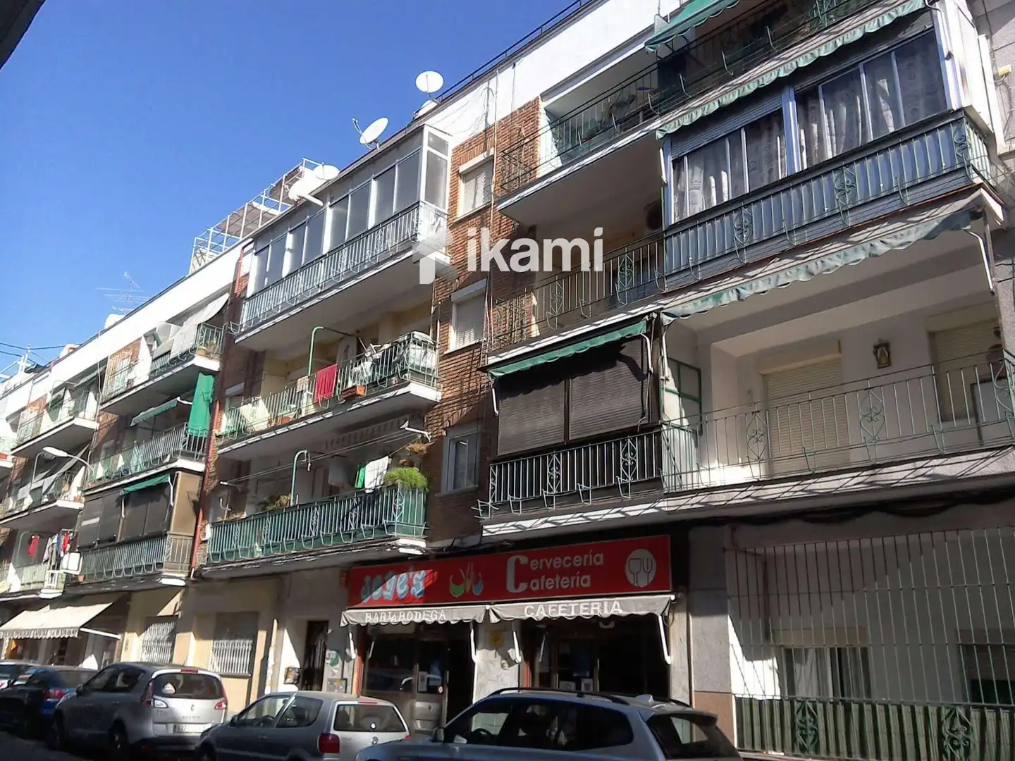 Exterior view of Flat for sale in Madrid  with Heating, Terrace and Furnished