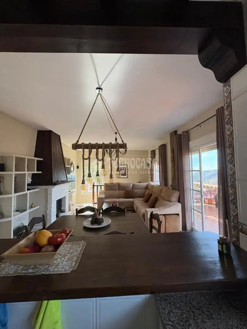 Finca rústica de alquiler en Frigiliana