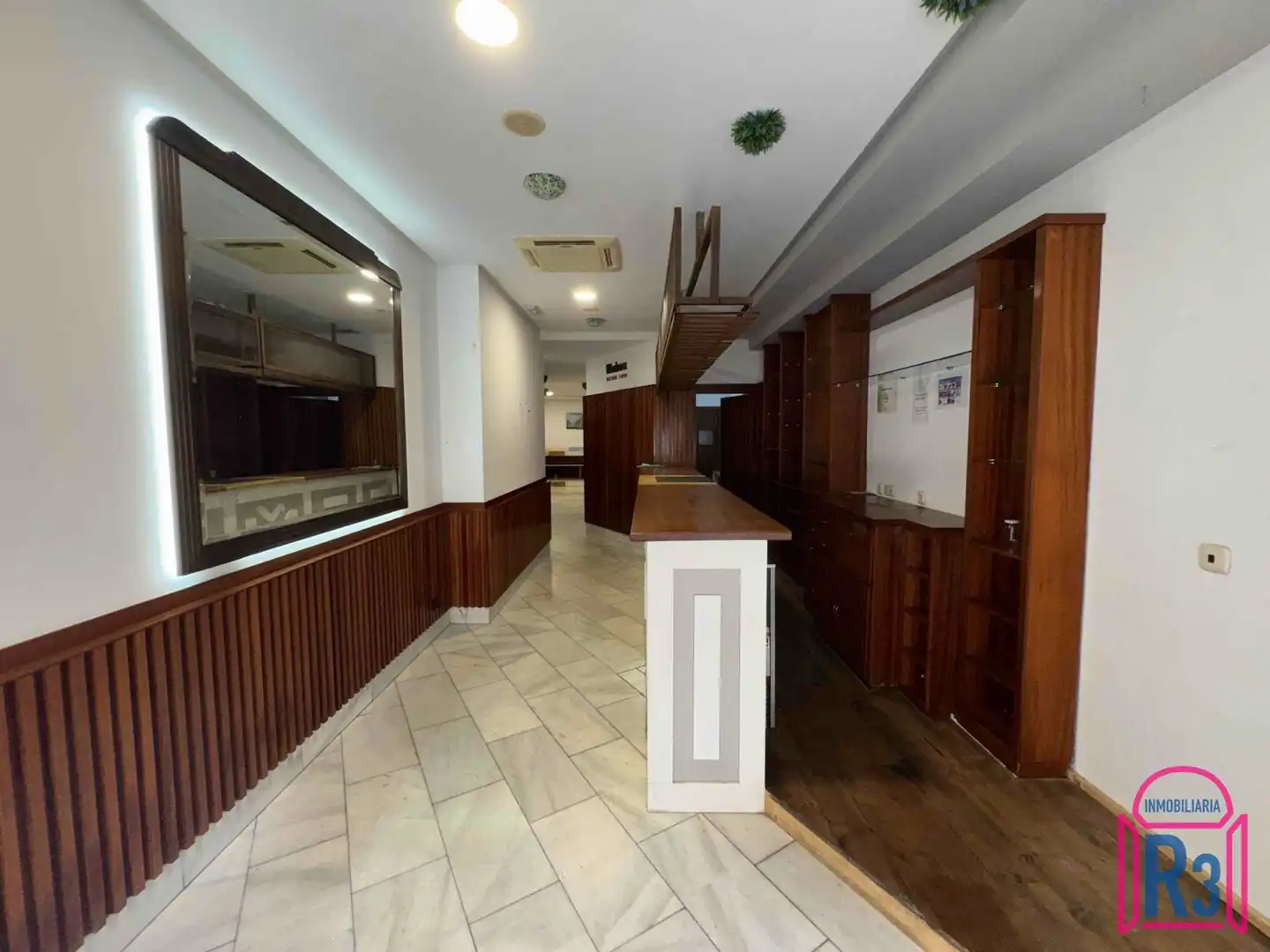 Local comercial en venda a Santa Ana, imagen 3