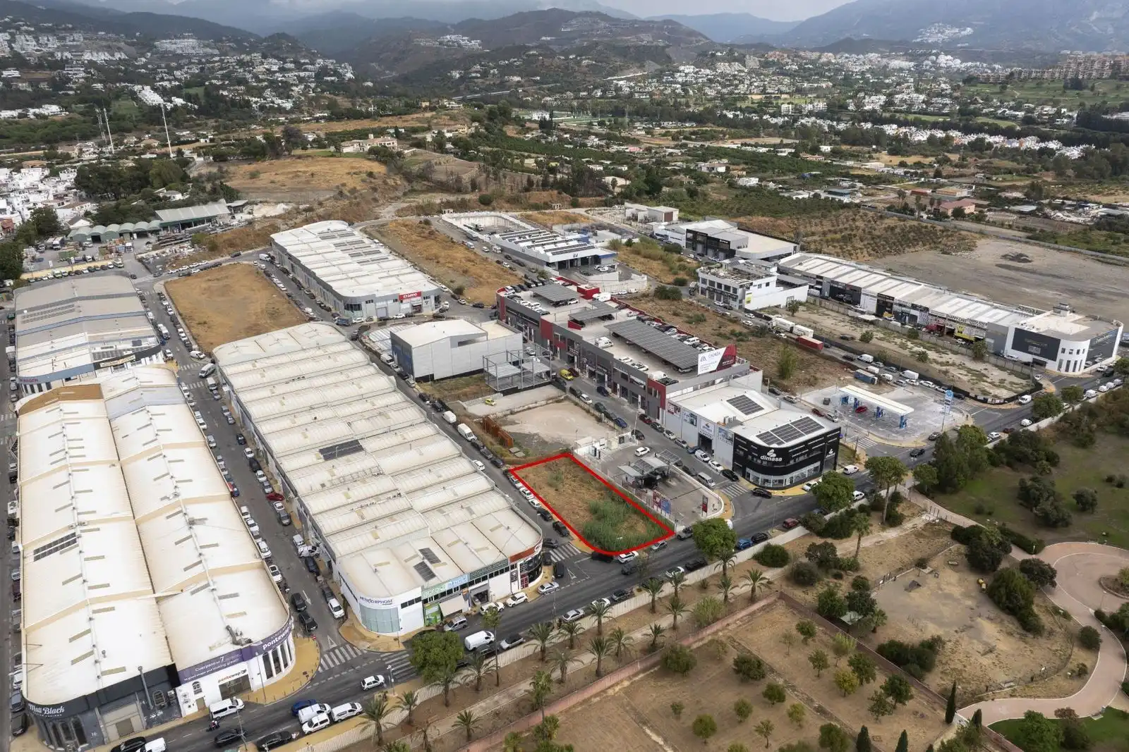 Vista exterior de Terreny industrial en venda en Marbella