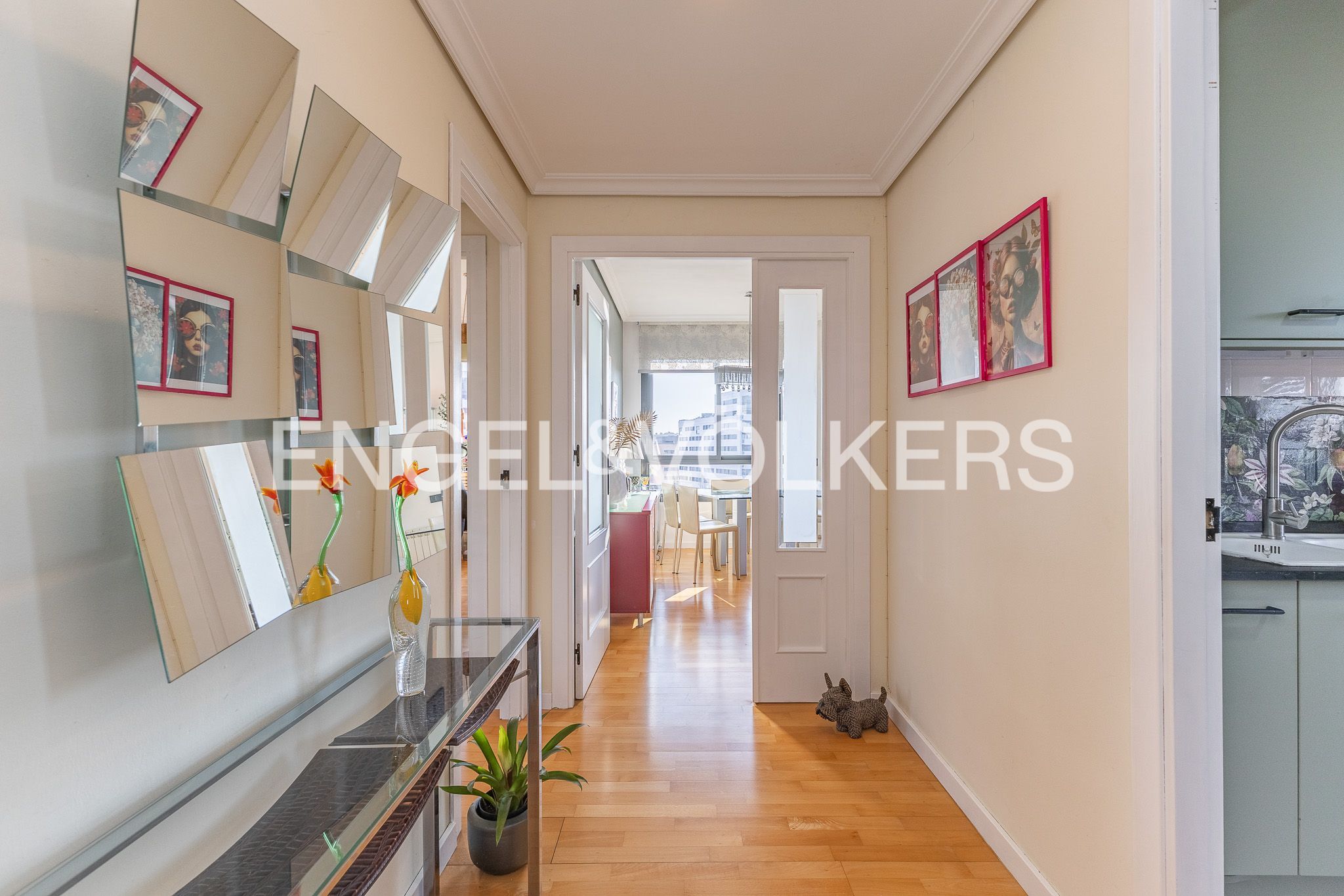 Wohnung zum Verkauf in Sabadell mit Klimaanlage, Heizung und Parkett