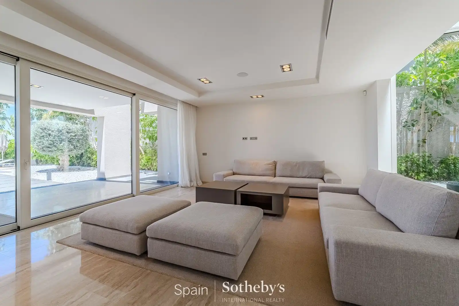 Casa con piscina en venta en Calle Tajore, imagen 6