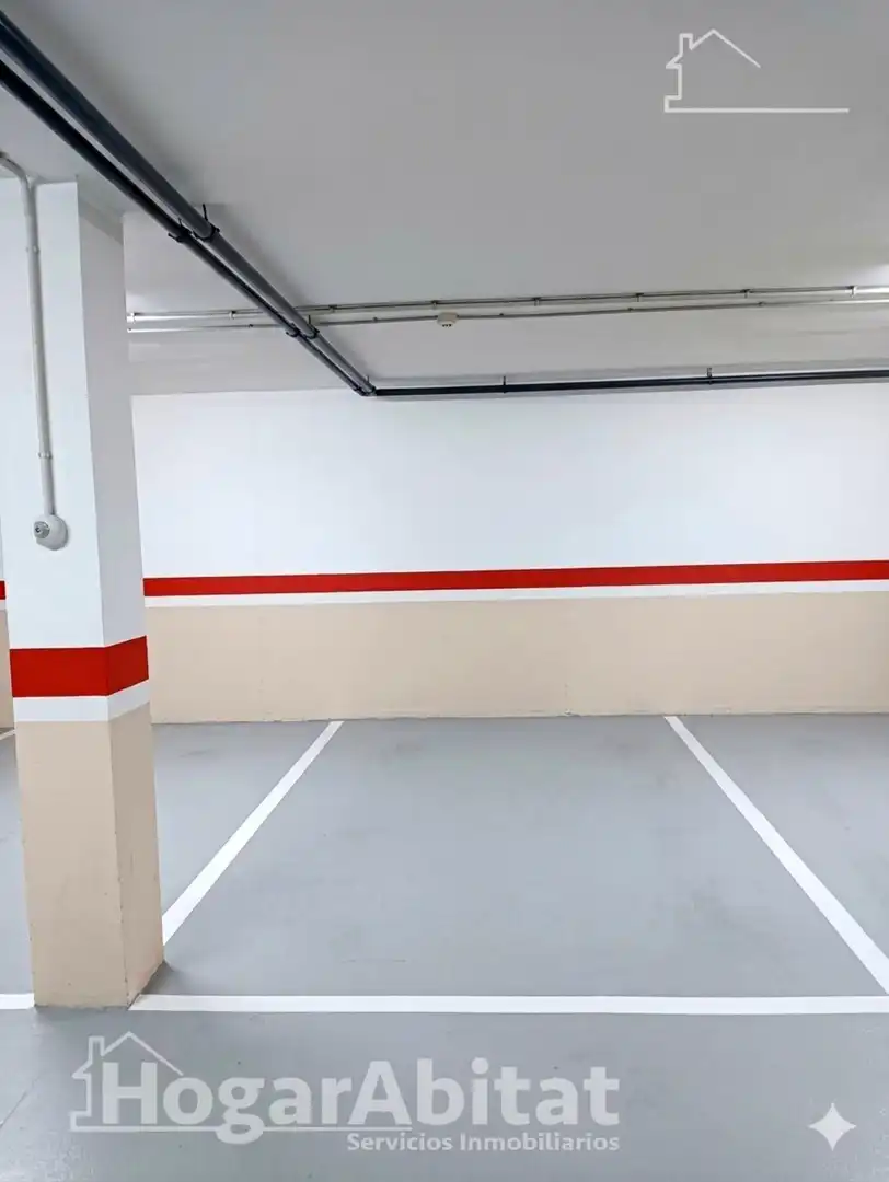 Parkplatz von Dachboden zum Verkauf in Roquetas de Mar mit Klimaanlage, Privatgarten und Terrasse