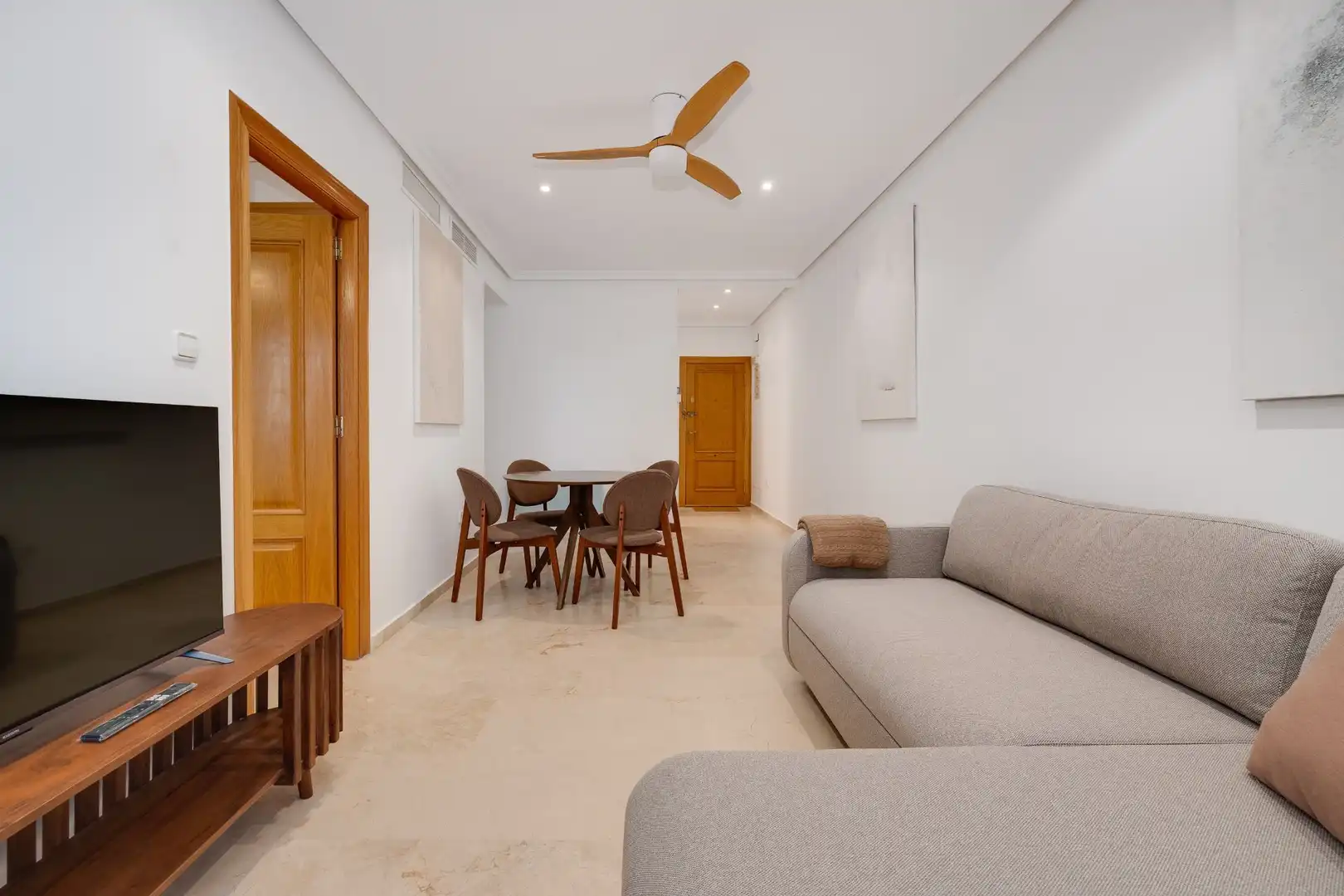 Living room of Flat for rent in Torrevieja  with Terrace and Furnished