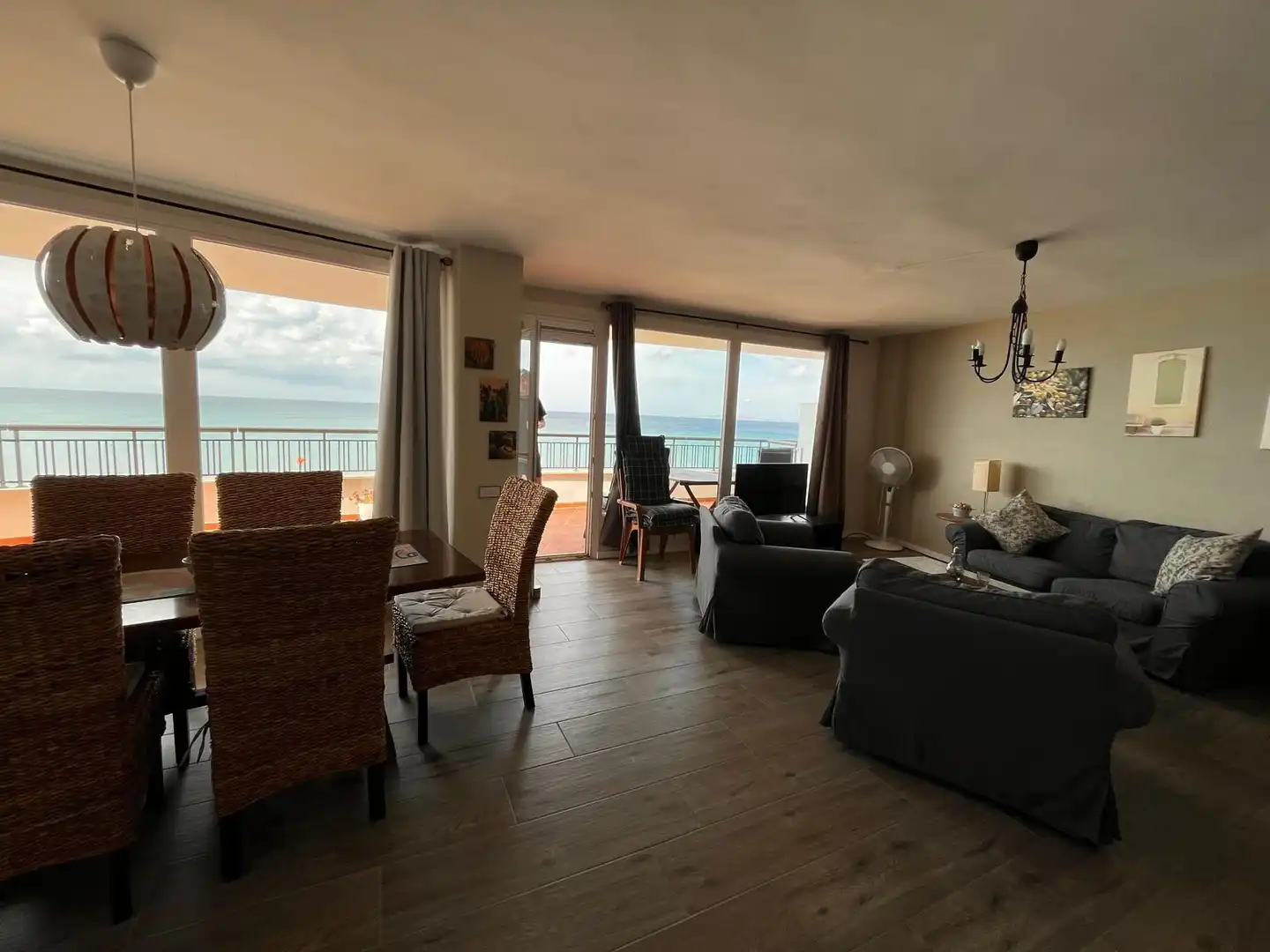Living room of Flat for rent in  Palma de Mallorca  with Air Conditioner, Terrace and Furnished
