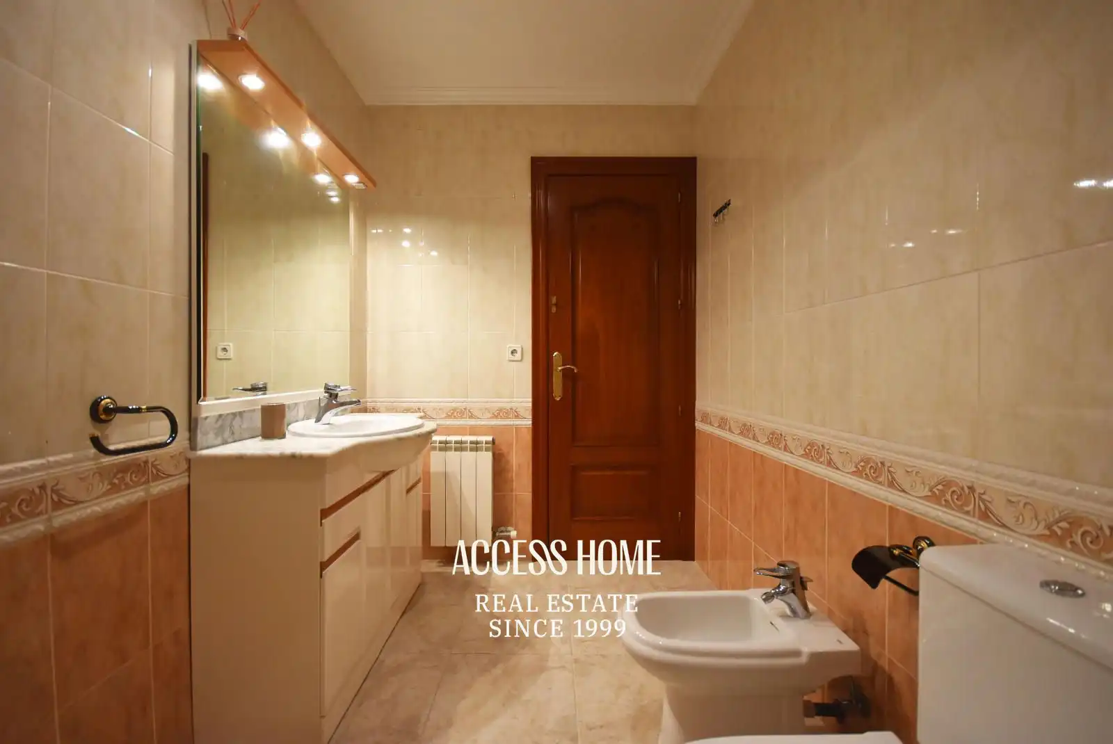 Baño de Casa o chalet en venta en Mataró con Aire acondicionado, Calefacción y Terraza
