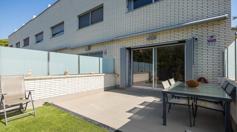 Foto 4 de Casa adosada en venda a Carrer de Margarida Xirgu, Marianao, Barcelona