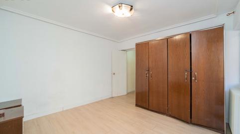 Foto 5 de Piso en venta en Calle Santiago Apóstol, Carlos Ruiz, Madrid