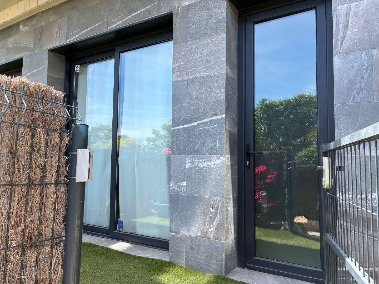 Terrassa de Local en venda en Vilanova i la Geltrú amb Parquet, Terrassa i Internet