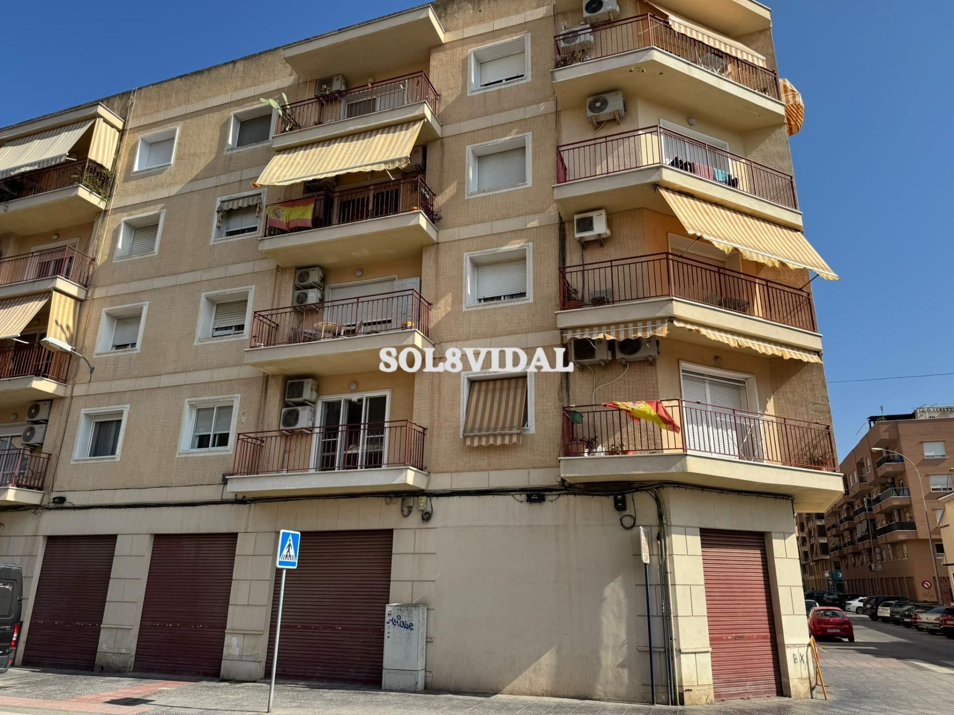 Vista exterior de Pis en venda en Orihuela amb Balcó