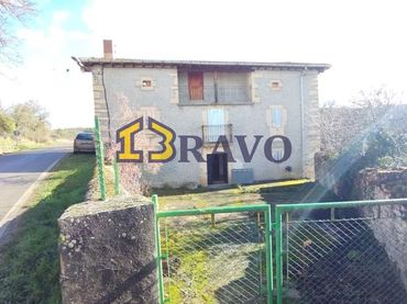Casa con jardín en venta en Medina de Pomar