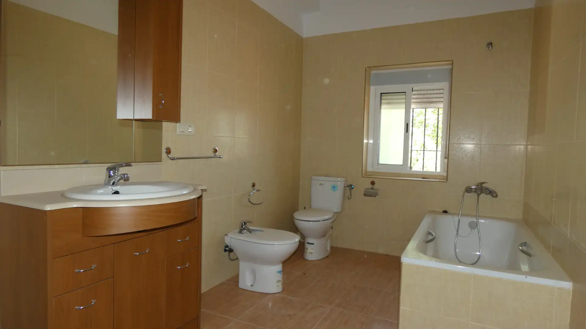 Bathroom of Houses for sale in María  with Terrace and Balcony