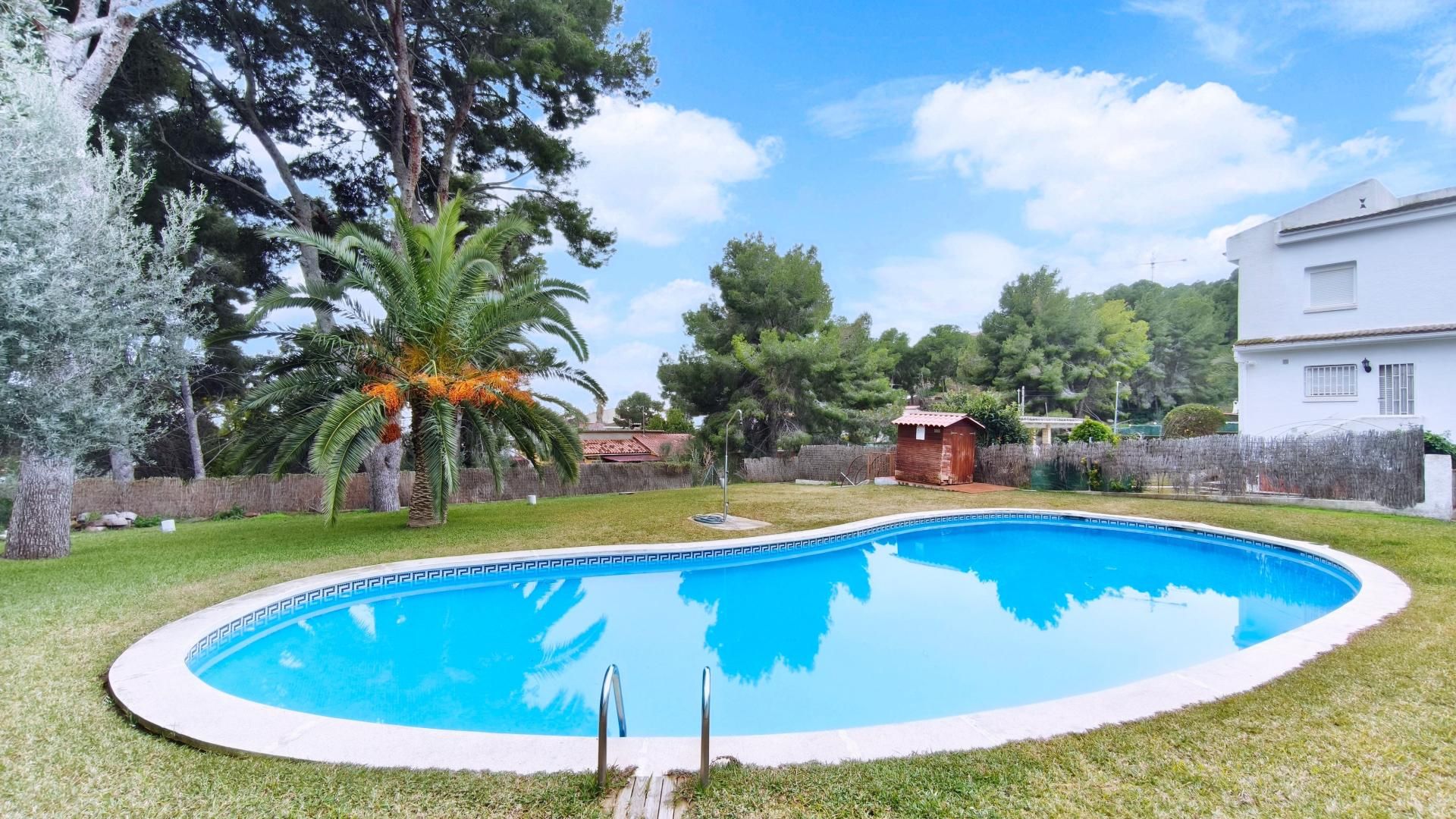 Piscina de Casa o chalet en venta en Calafell con Terraza y Piscina comunitaria