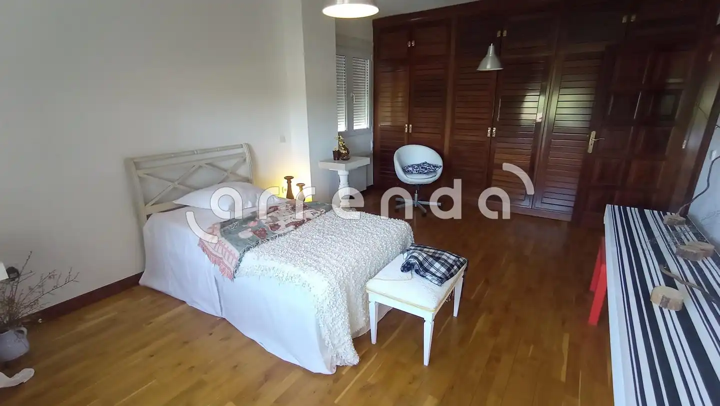 Habitación de Casa o chalet en venta en Villalbilla con Calefacción, Jardín privado y Terraza