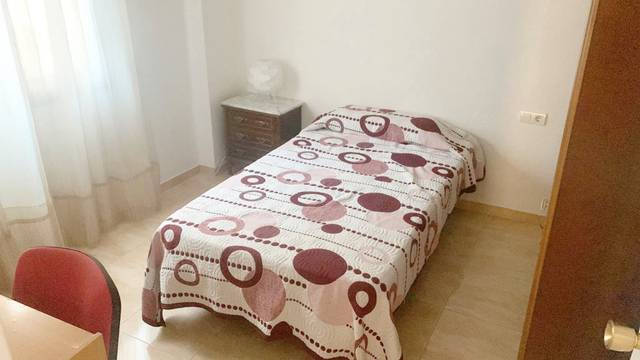 Piso en Alquiler en Calle Doctor Fernando Escobar, 4 en Plaza de Toros