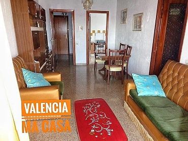 Appartamento con balcone in affitto a Algirós
