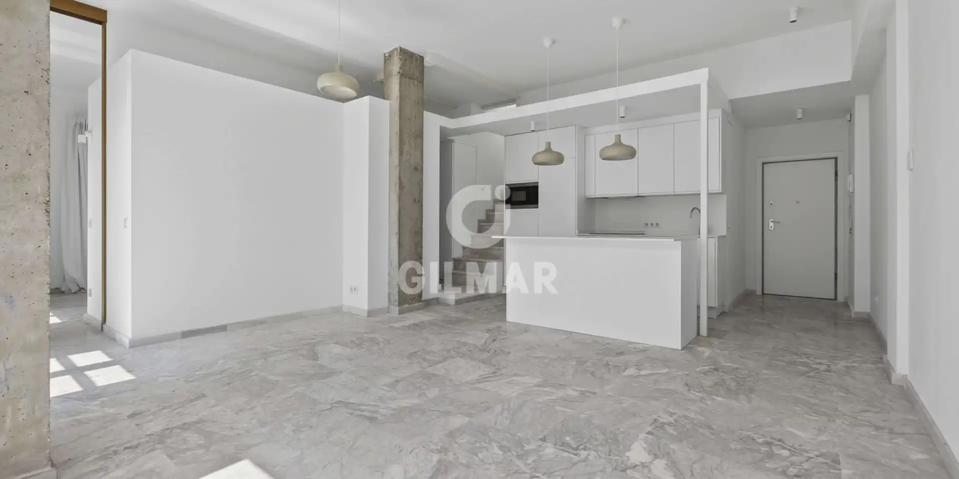 Cuina de Dúplex en venda en Sevilla amb Calefacció, Jardí privat i Balcó