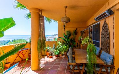 Terrassa de Apartament en venda en Mijas amb Aire condicionat, Terrassa i Piscina