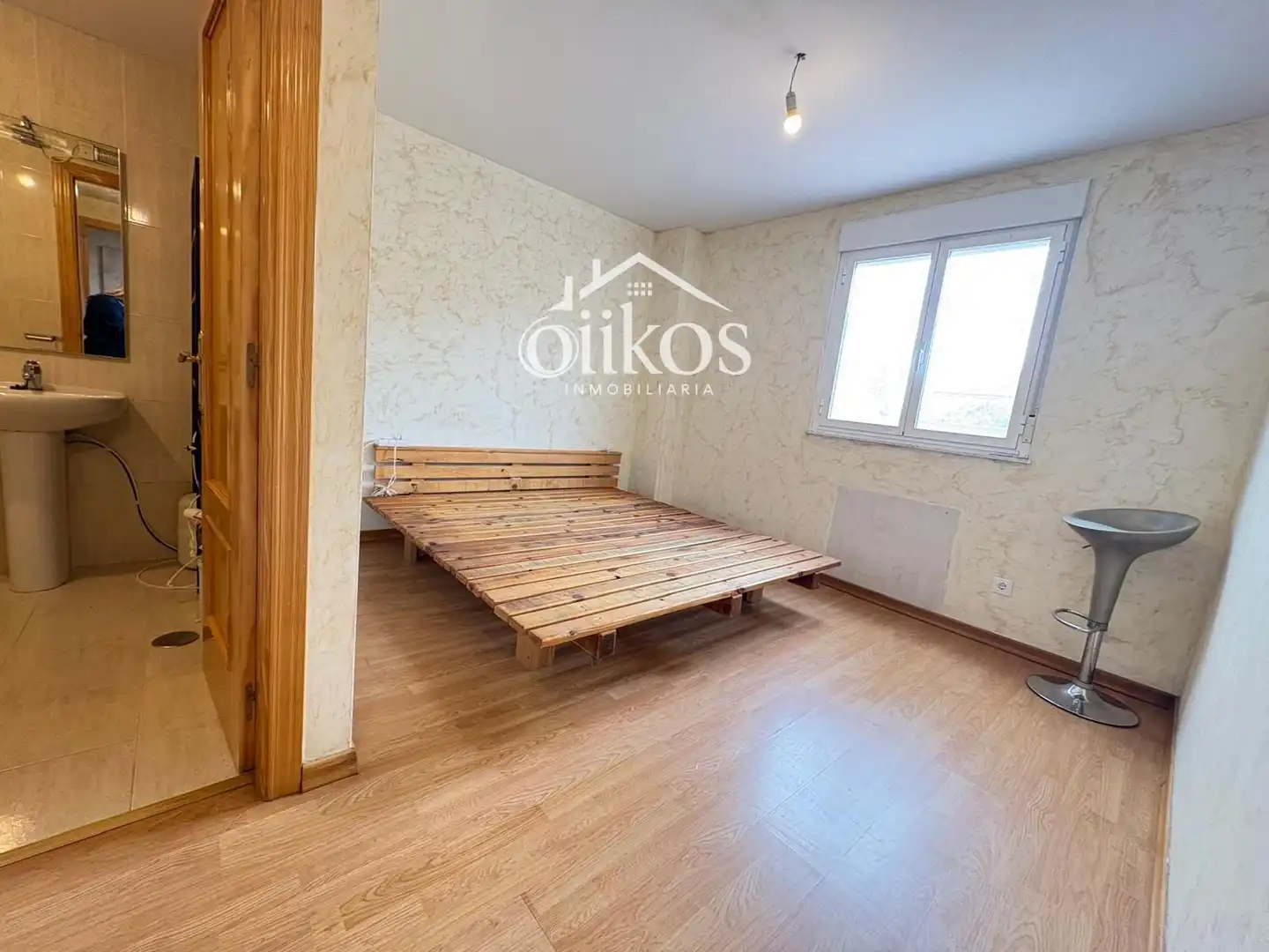 Habitación de Piso en venta en Terradillos con Calefacción, Trastero y Amueblado