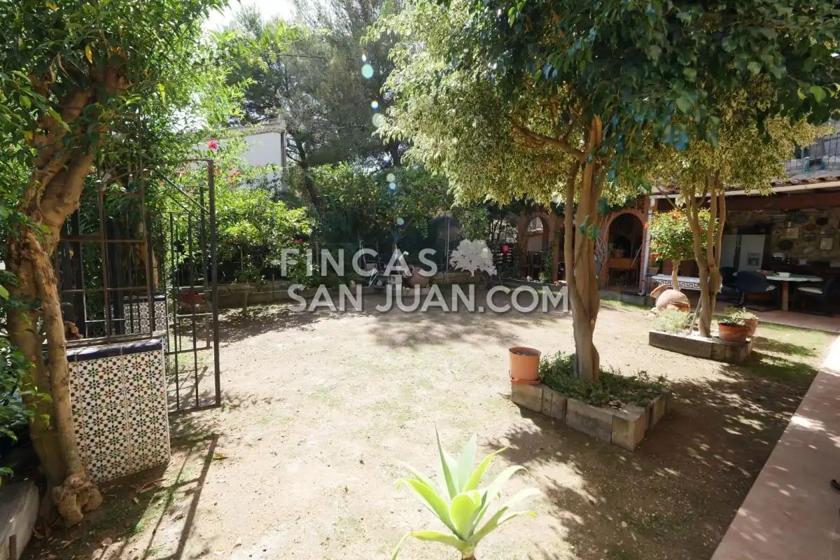 Garden of Houses for sale in El Campello  with Air Conditioner, Heating and Private garden