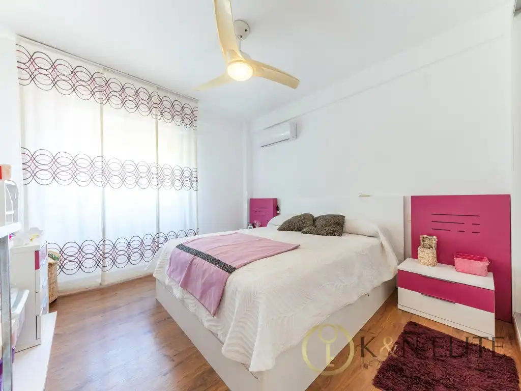 Dormitori de Casa o xalet en venda en Mutxamel amb Aire condicionat, Jardí privat i Terrassa