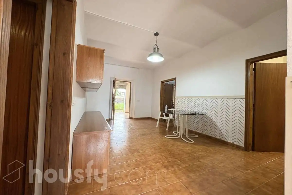 Houses for sale in Avenida Alt emporda, Bàscara