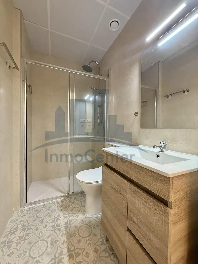 Baño de Apartamento de alquiler en Badajoz con Calefacción