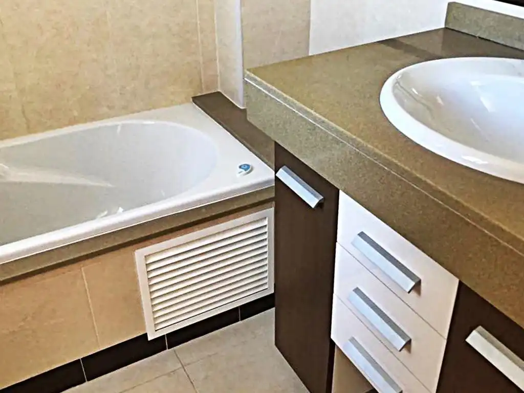 Baño de Apartamento en venta en Dénia con Aire acondicionado, Jardín privado y Terraza