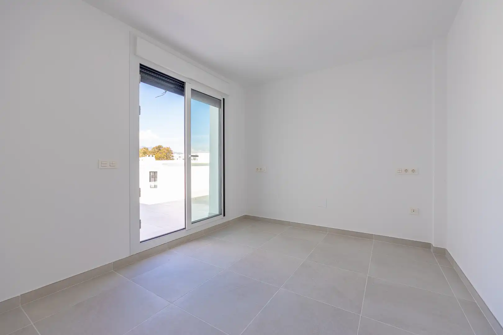 Bedroom of Attic for sale in Mijas  with Air Conditioner, Terrace and Swimming Pool