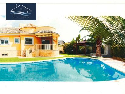 Exterior view of House or chalet for sale in Mutxamel  with Air Conditioner, Terrace and Swimming Pool