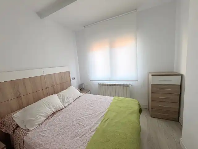Schlafzimmer von Wohnung zur Miete in Puertollano mit Klimaanlage, Heizung und Möbliert