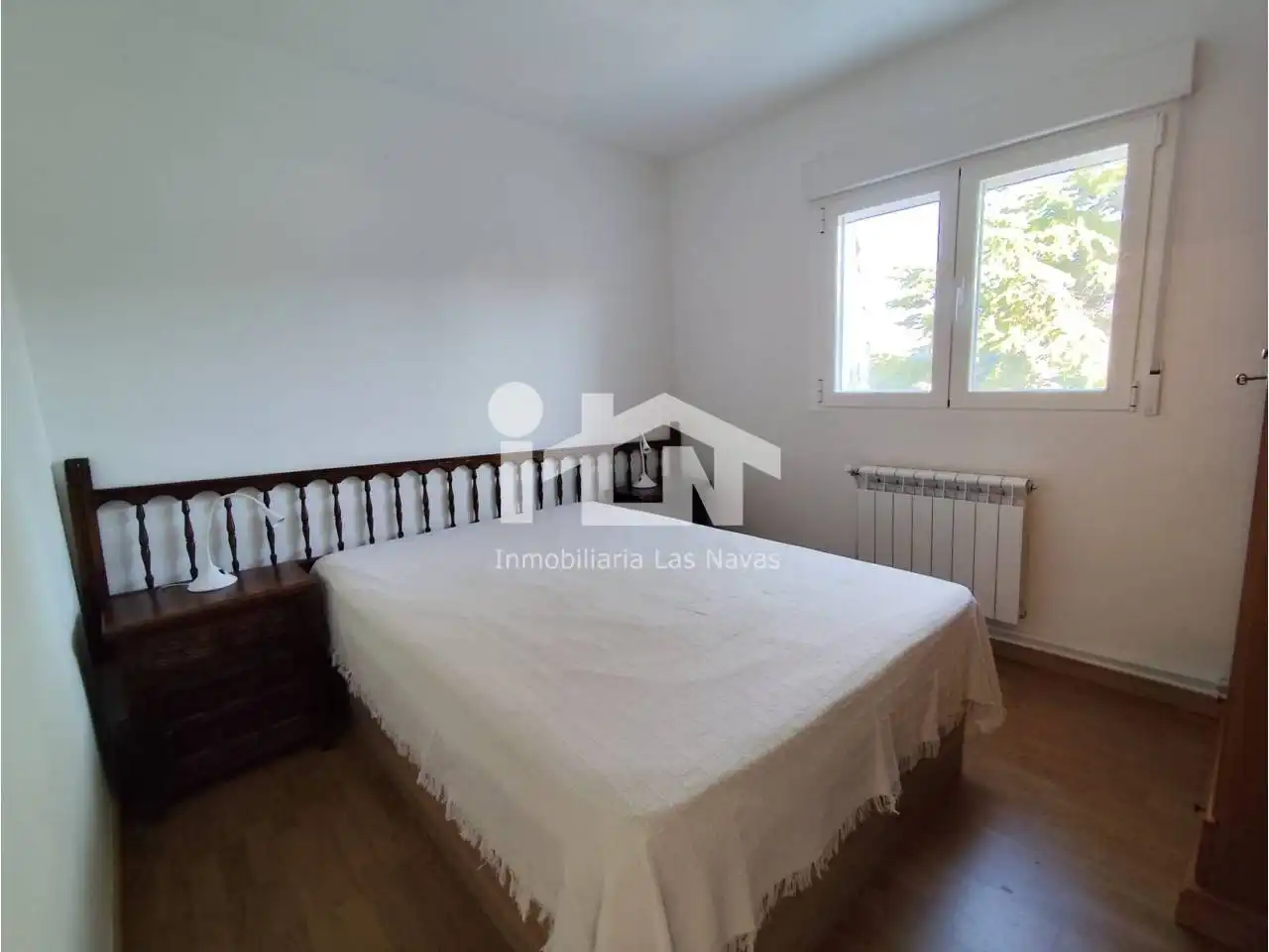Bedroom of Flat for sale in Las Navas del Marqués   with Heating, Terrace and Storage room