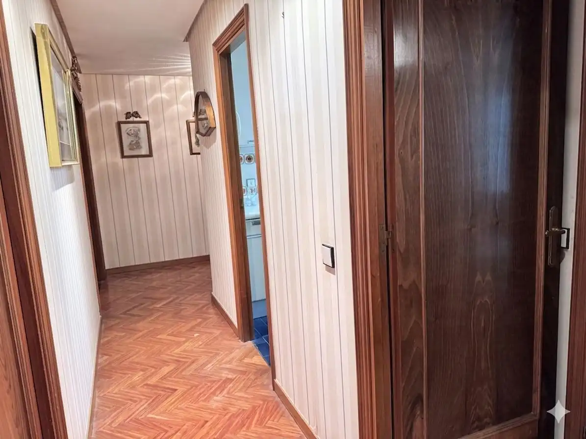 Wohnung zur Miete in Calle de Martín de los Heros, Argüelles