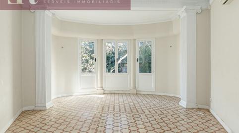 Foto 2 de Piso de alquiler en Sant Antoni,  Barcelona Capital