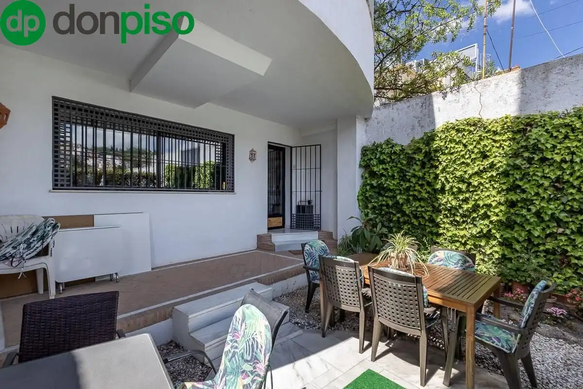 Terrassa de Casa o xalet en venda en Granada amb Aire condicionat, Calefacció i Terrassa