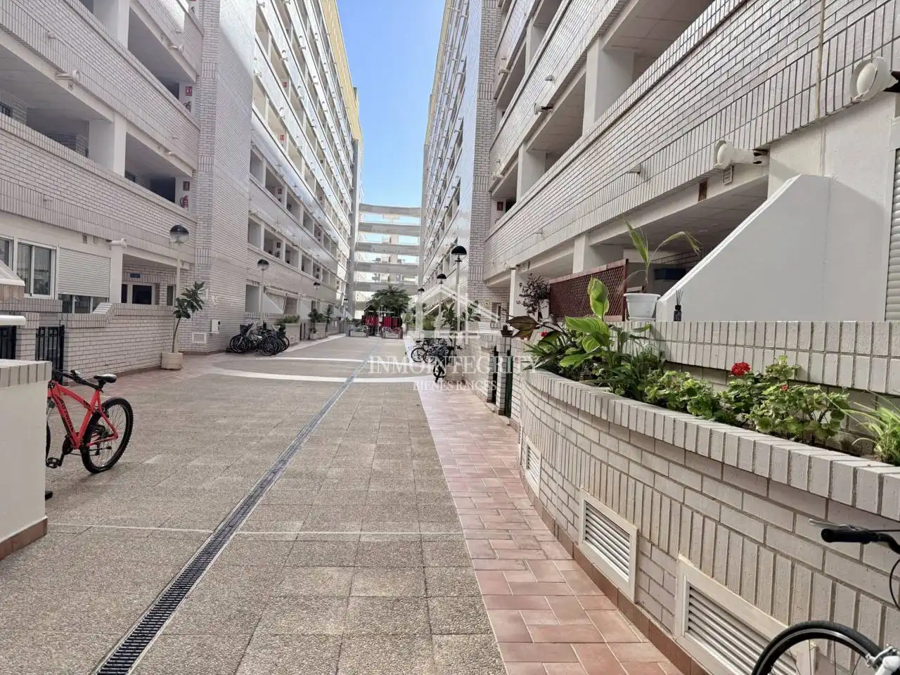 Apartamento con piscina en venta en Avenida Central, imagen 39