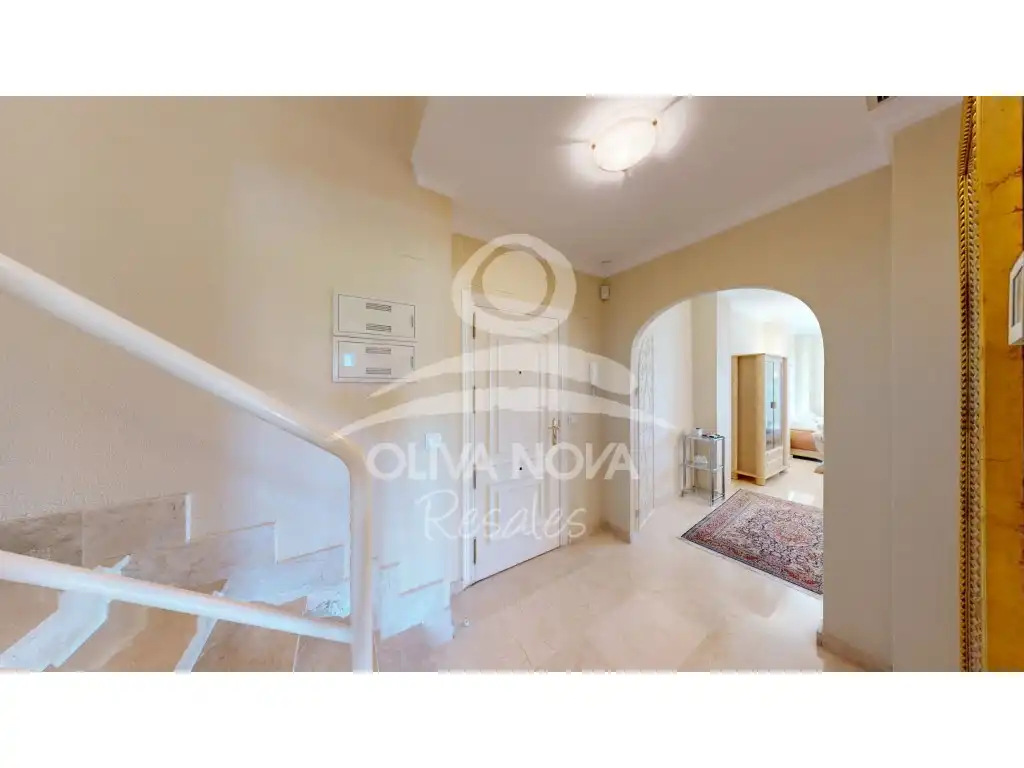 Attic for sale in Oliva  with Terrace, Swimming Pool and Furnished