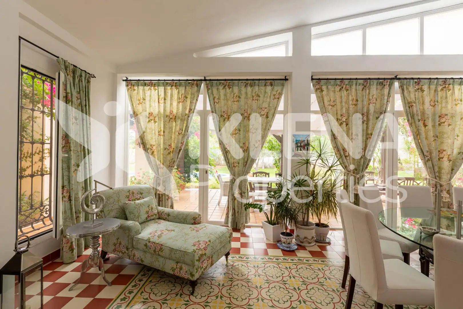 Garden of Houses for sale in Roquetas de Mar  with Air Conditioner, Private garden and Terrace
