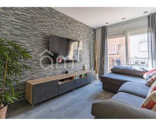 Sala d'estar de Pis en venda en Torredembarra amb Terrassa i Balcó