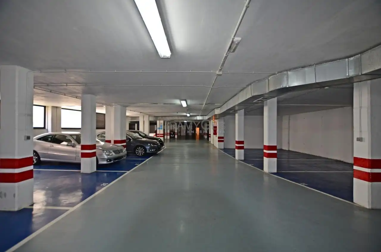 Garage zum Verkauf in MANUEL ALVAREZ, A Guarda