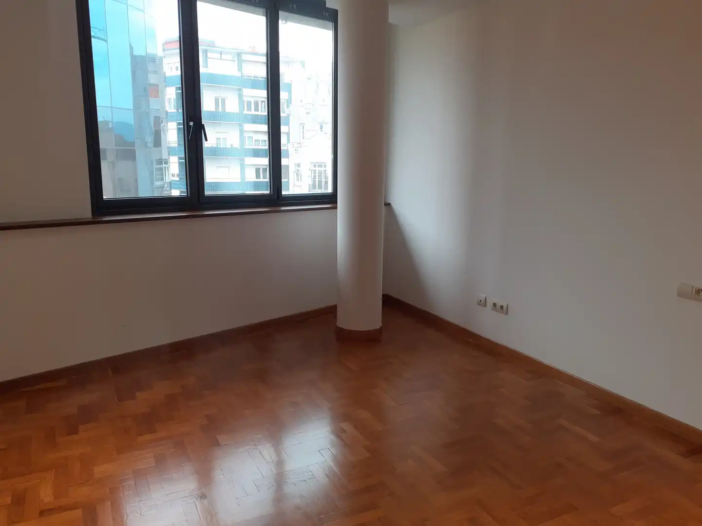 Habitación de Piso de alquiler en Gijón  con Calefacción