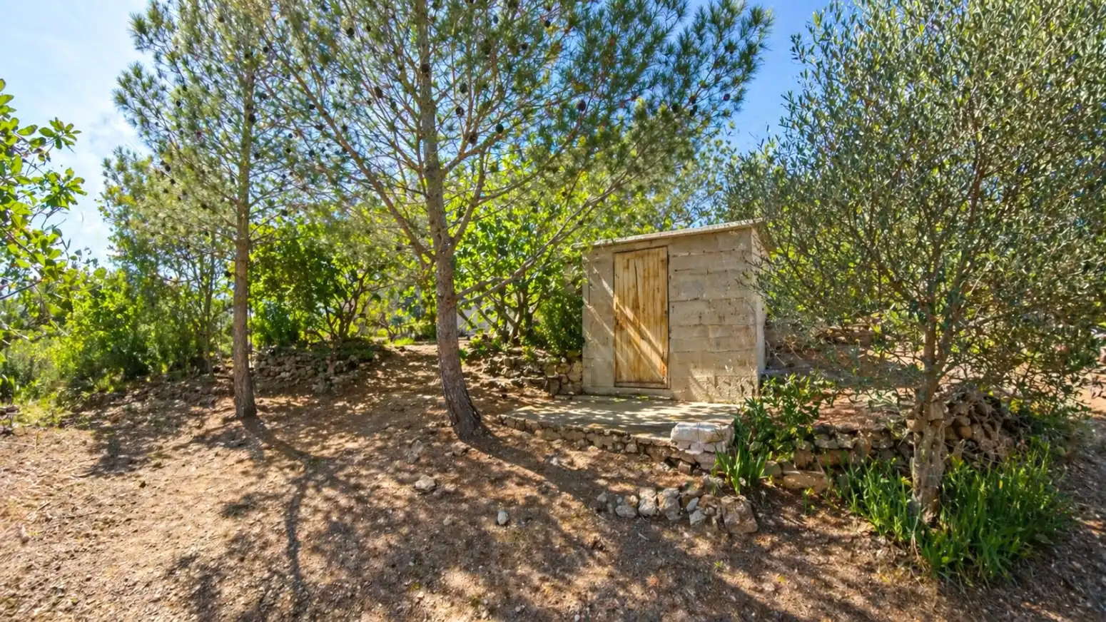 Jardí de Terreny en venda en Montserrat