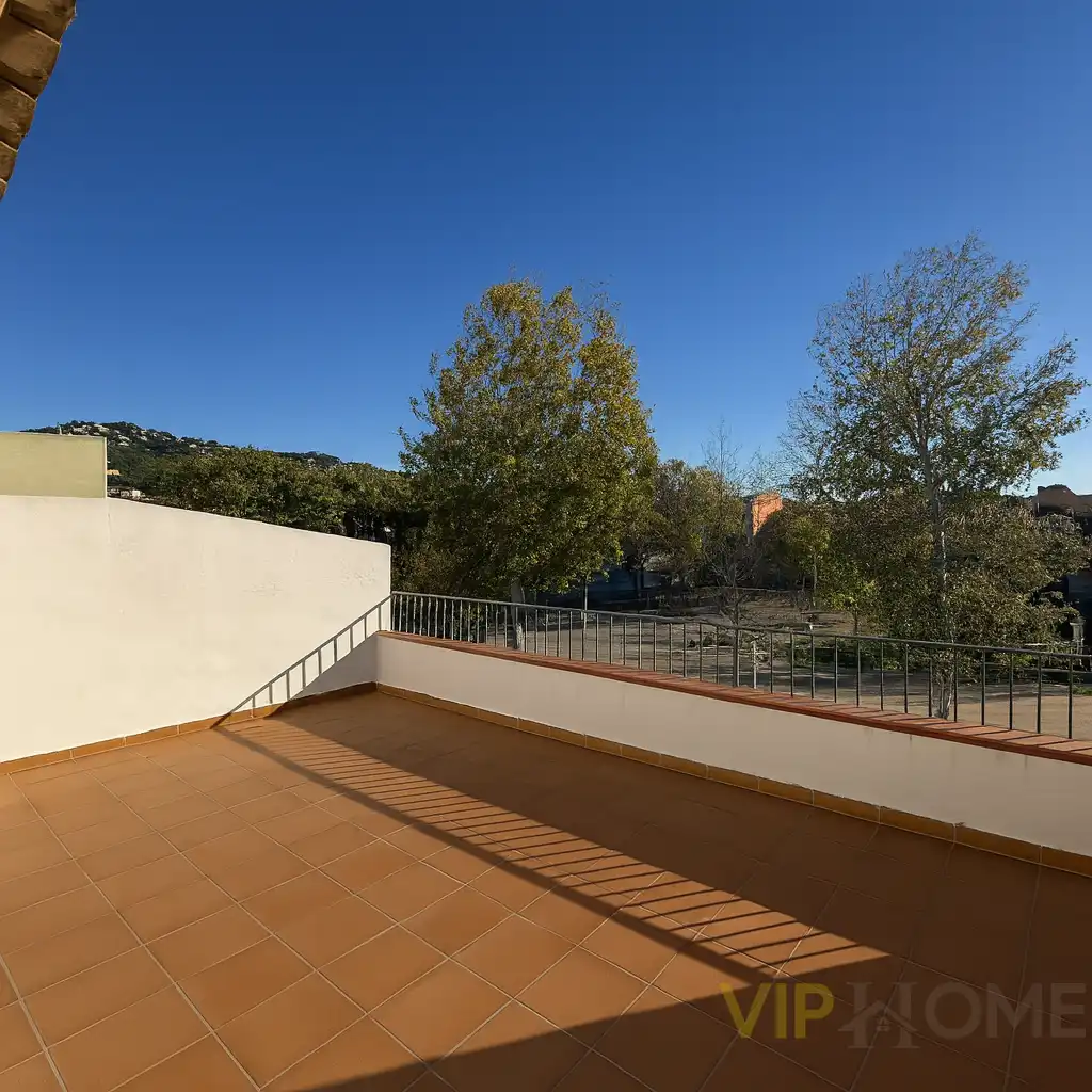 Terraza de Casa adosada en venta en Santa Cristina d'Aro con Calefacción, Terraza y Trastero