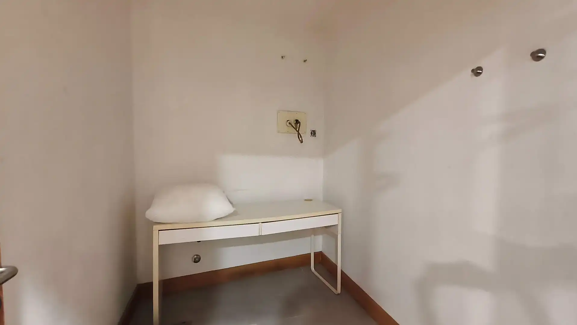 Schlafzimmer von Geschaftsraum zur Miete in A Coruña Capital 