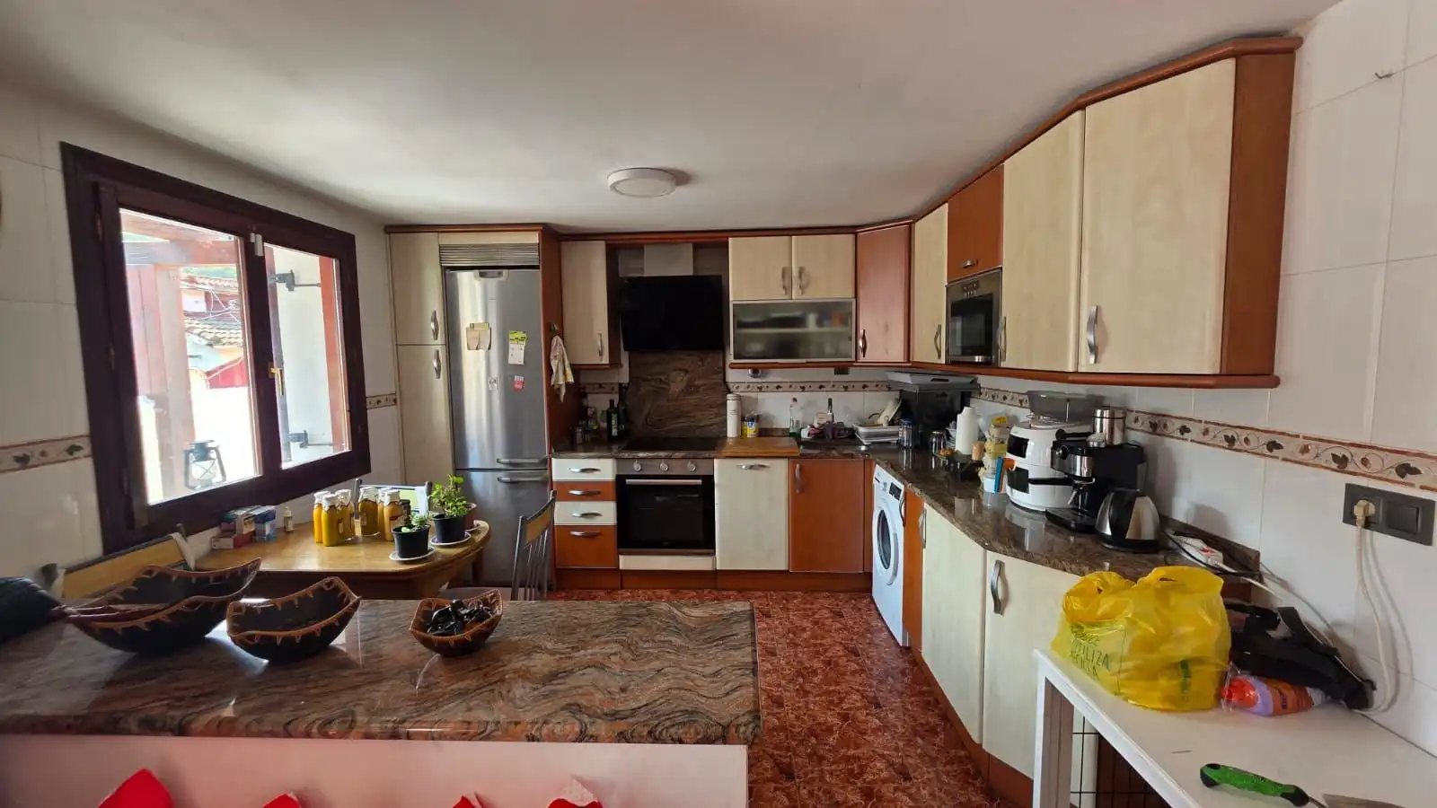 Cocina de Casa o chalet en venta en Castro-Urdiales con Calefacción y Jardín privado