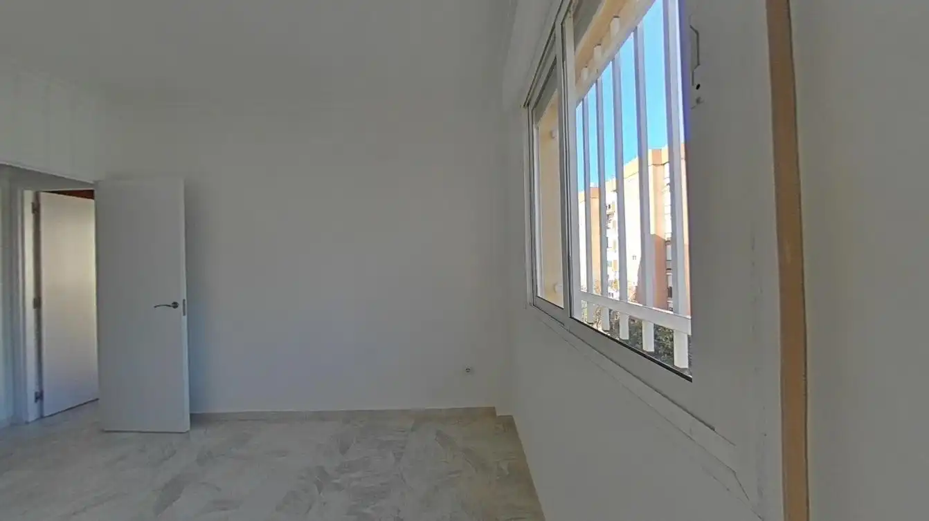 Habitación de Piso en venta en Sevilla