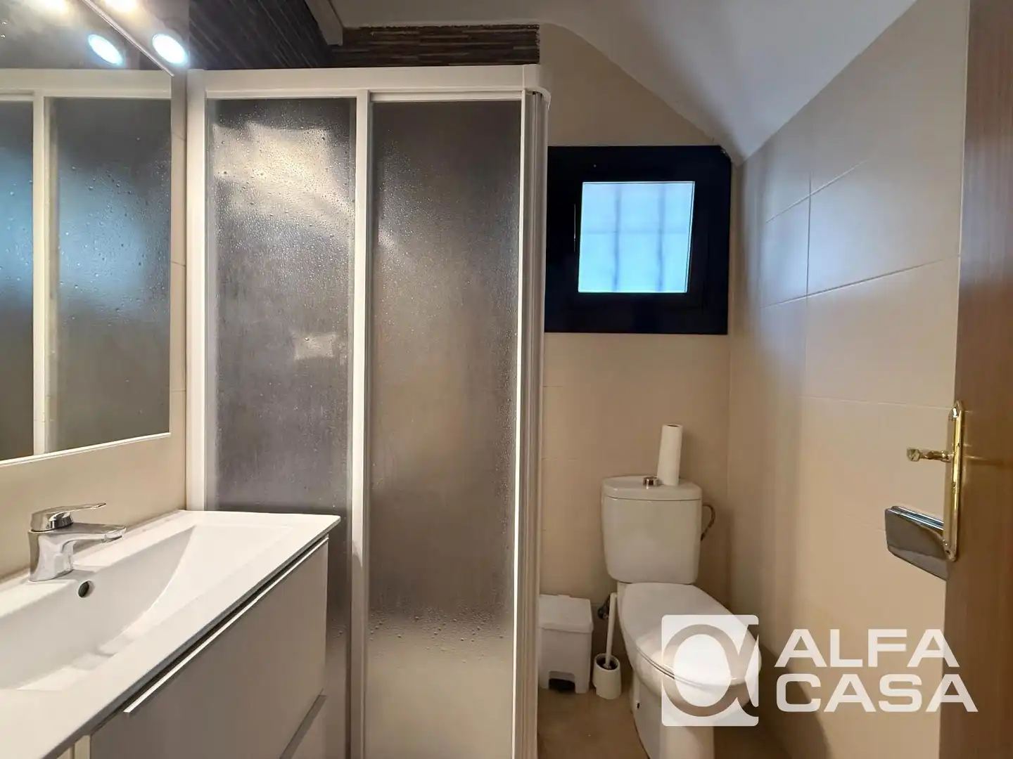Bany de Casa o xalet en venda en Blanes amb Calefacció, Terrassa i Traster
