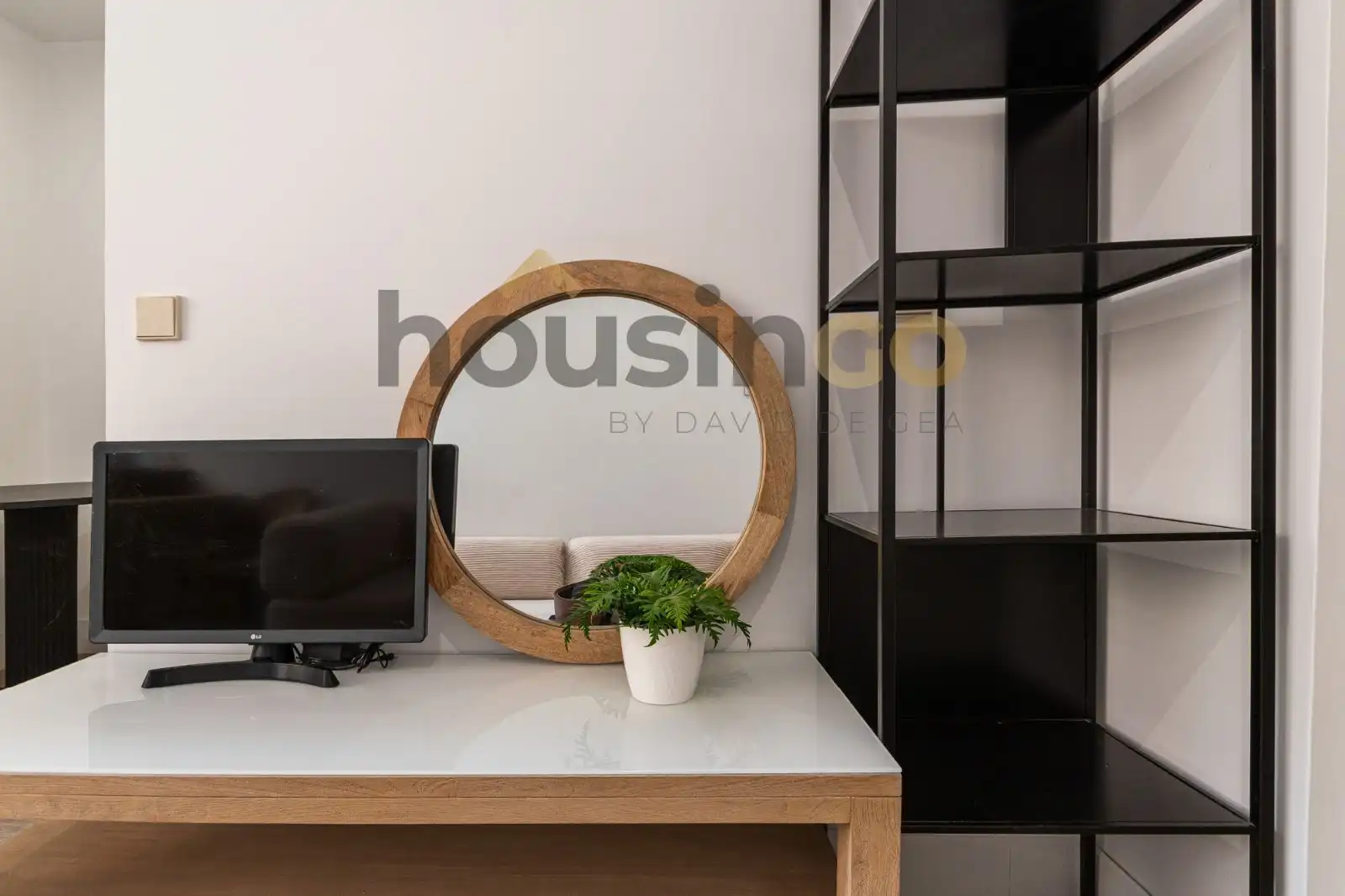 Study for rent in Juan Álvarez Mendizábal, Argüelles