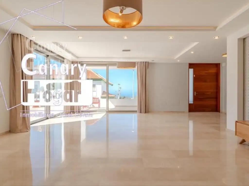 Dining room of Houses for sale in Adeje  with Air Conditioner and Swimming Pool